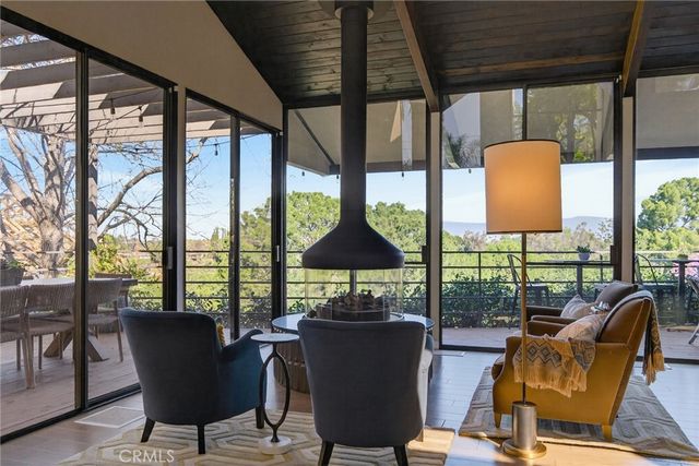 2023 Arroyo Drive, Riverside, CA 92506