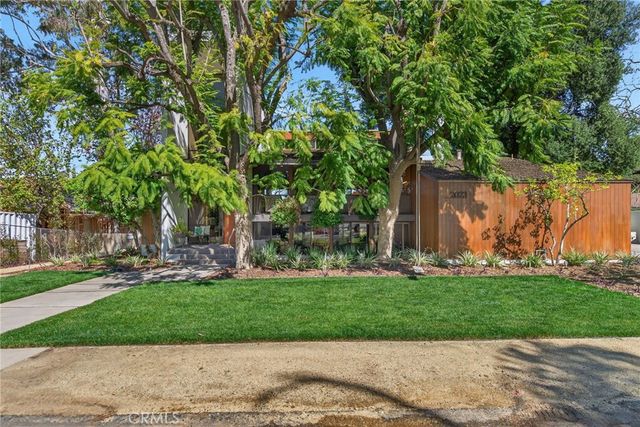 2023 Arroyo Drive, Riverside, CA 92506