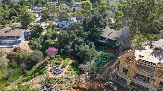 2023 Arroyo Drive, Riverside, CA 92506