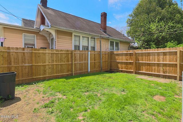 900 19th Street, Watervliet, NY 12189