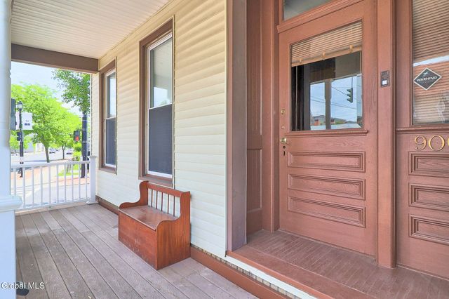 900 19th Street, Watervliet, NY 12189