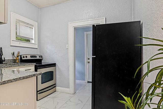 325 E 63RD Street, Jacksonville, FL 32208