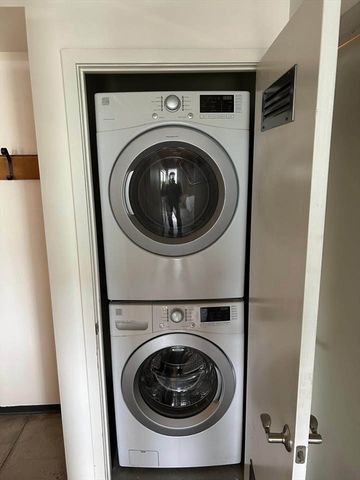 130 John 213, Lowell, MA 01852