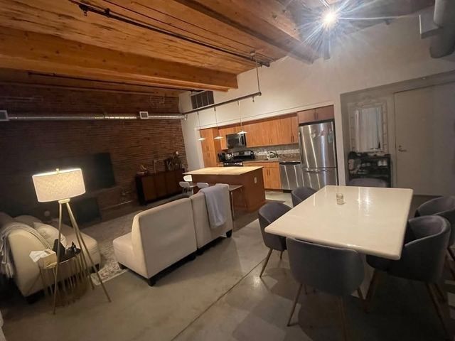130 John 213, Lowell, MA 01852