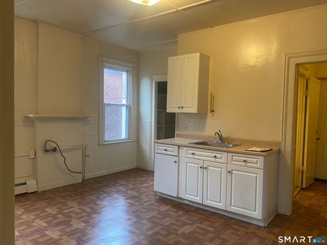 51 Grand Street, Hartford, CT 06106