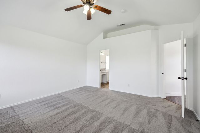 1036 Hollaway Circle, Desoto, TX 75115