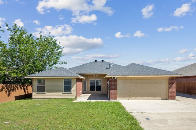 1036 Hollaway Circle, Desoto, TX 75115