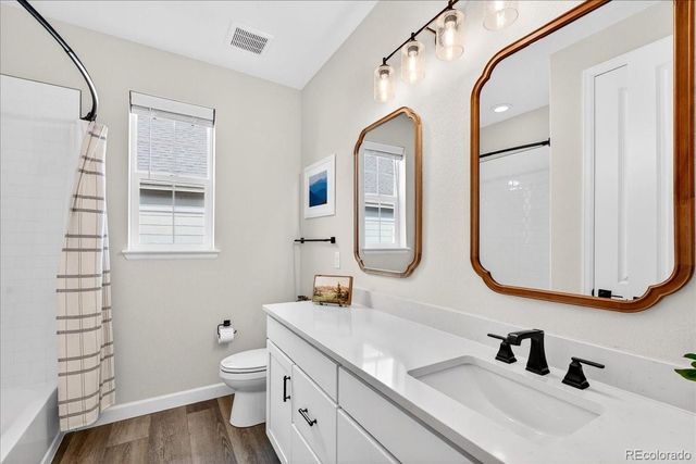 7115 S Yantley Way, Aurora, CO 80016