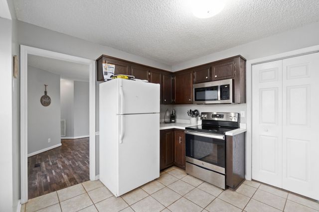 417 McMurry Rd, Clarksville, TN 37042