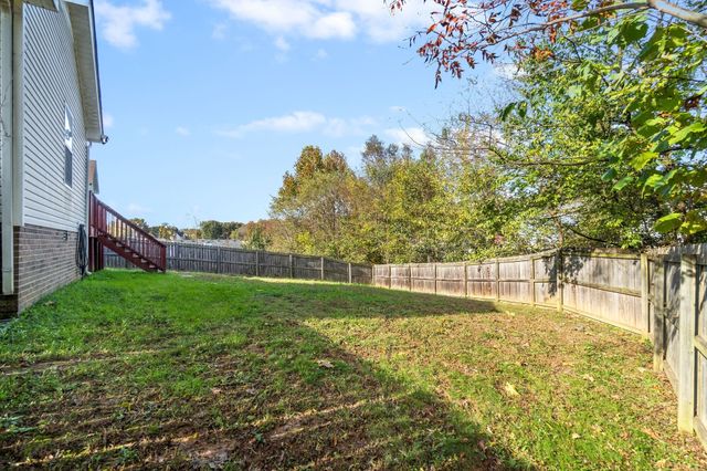 417 McMurry Rd, Clarksville, TN 37042