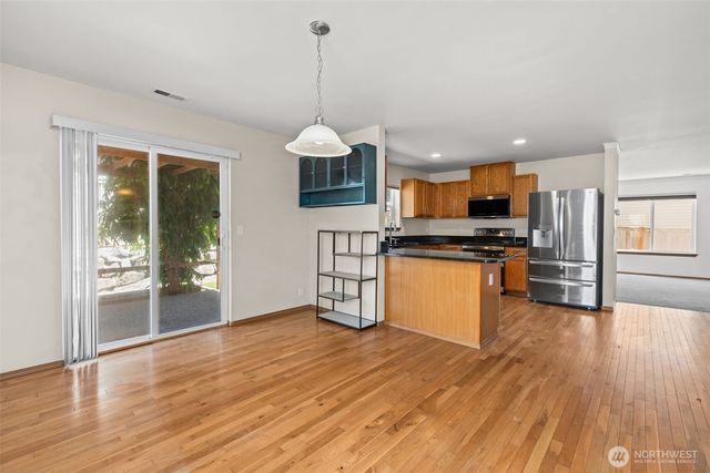 1709 202nd Street E, Spanaway, WA 98387