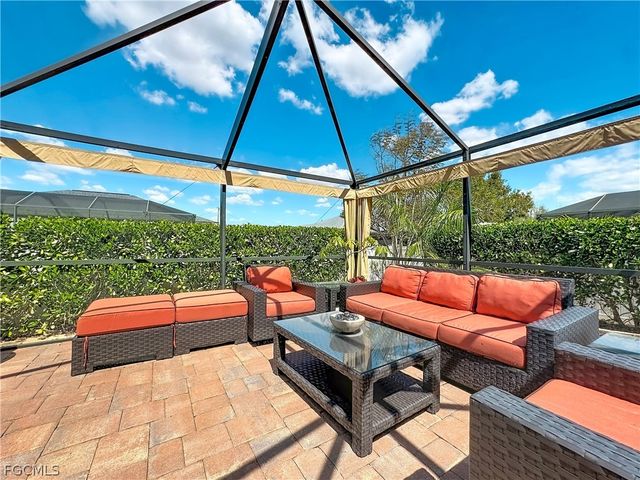 2223 SW 20th ST, Cape Coral, FL 33991