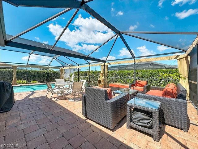 2223 SW 20th ST, Cape Coral, FL 33991