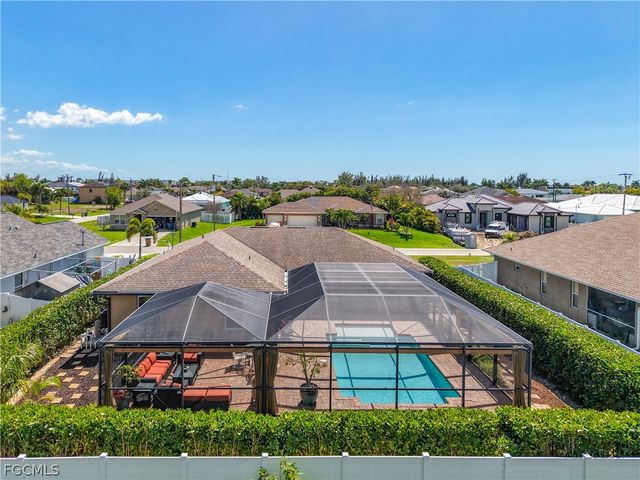 2223 SW 20th ST, Cape Coral, FL 33991