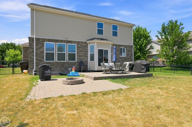 49720 E Central Park, Shelby Twp, MI 48317