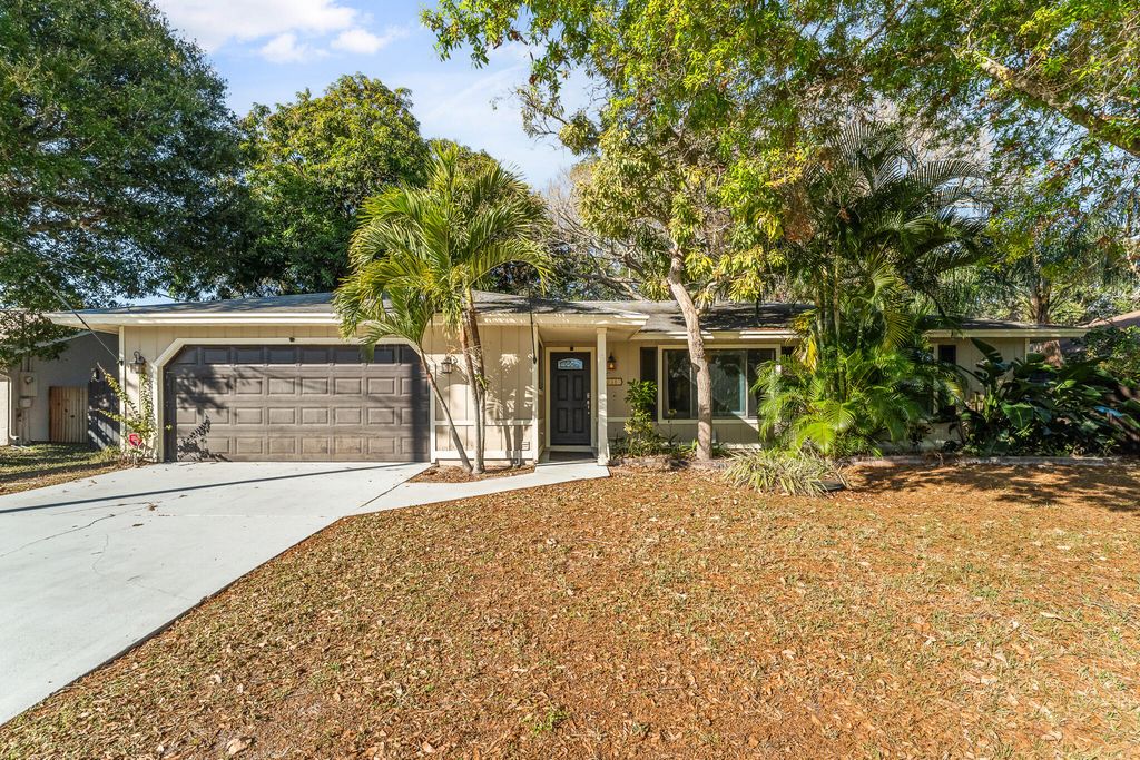 2381 SE Gillette Avenue, Port St. Lucie, Port St Lucie, FL 34952