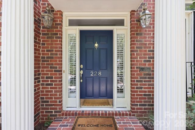 228 S Faulkner Way, Davidson, NC 28036