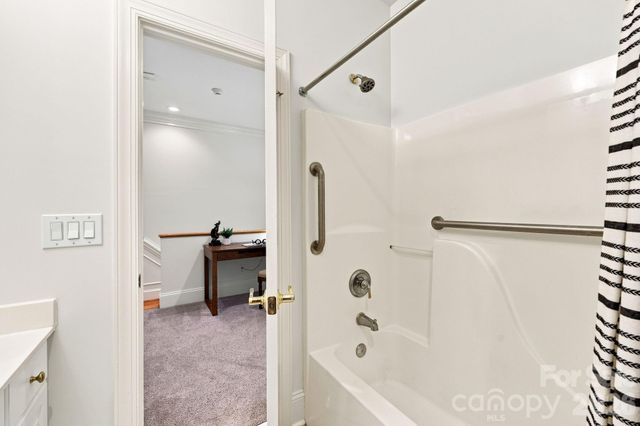 228 S Faulkner Way, Davidson, NC 28036