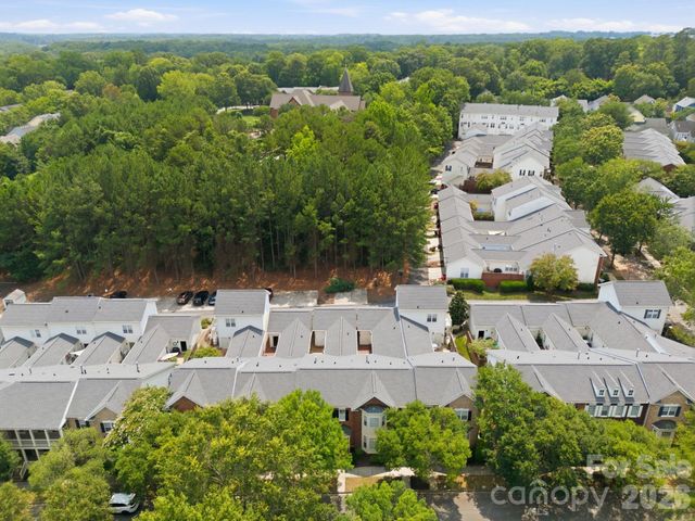 228 S Faulkner Way, Davidson, NC 28036