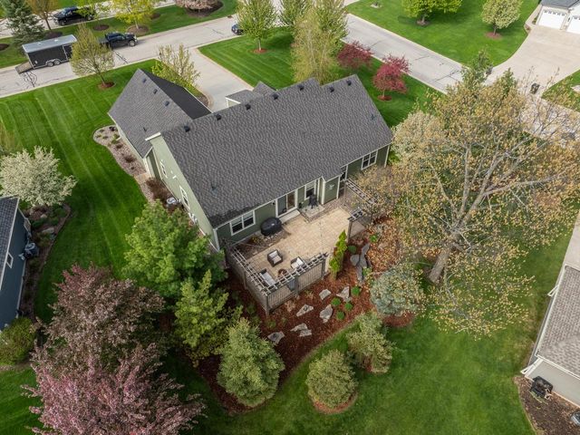 N25W27286 Fairmount COURT, Pewaukee, WI 53072