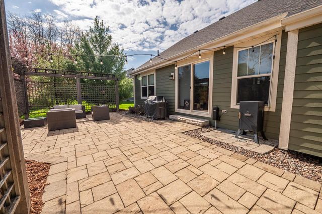 N25W27286 Fairmount COURT, Pewaukee, WI 53072