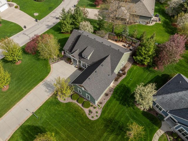 N25W27286 Fairmount COURT, Pewaukee, WI 53072