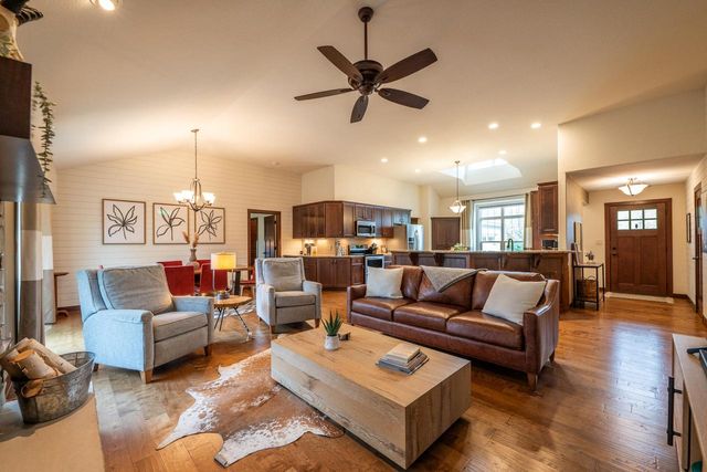 N25W27286 Fairmount COURT, Pewaukee, WI 53072