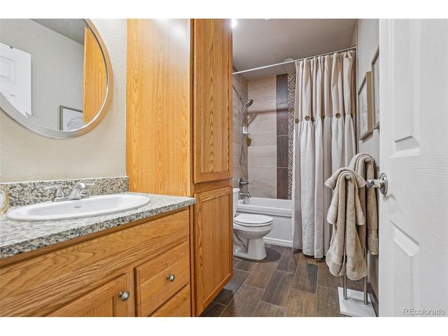 5435 S Shawnee Way, Aurora, CO 80015