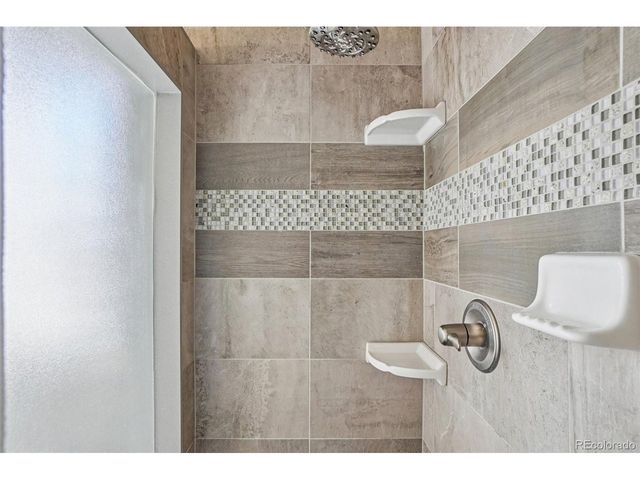 5435 S Shawnee Way, Aurora, CO 80015