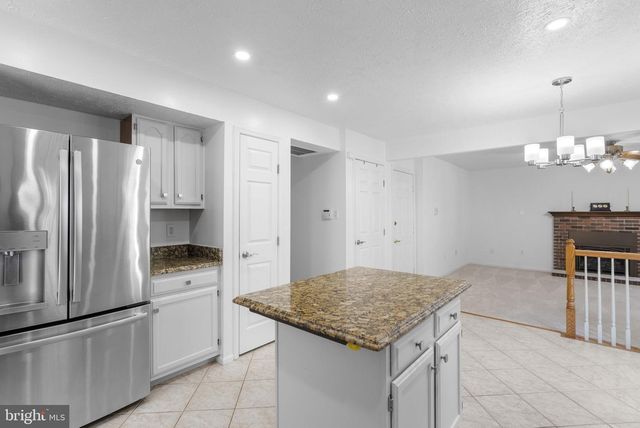 11305 WILLOWDALE DR, Germantown, MD 20876