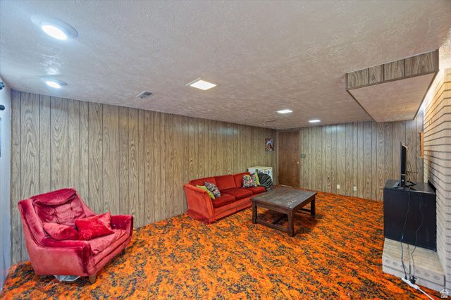 1025 S 1075 E, Clearfield, UT 84015