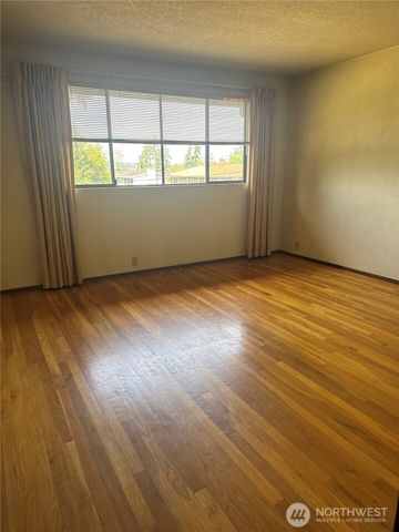 4464 122nd Avenue SE, Bellevue, WA 98006