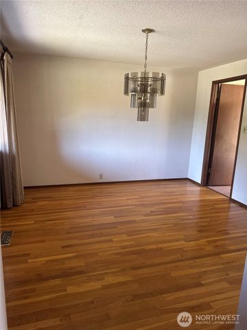 4464 122nd Avenue SE, Bellevue, WA 98006