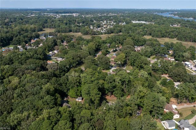 1808 Cully ST, Chesapeake, VA 23321