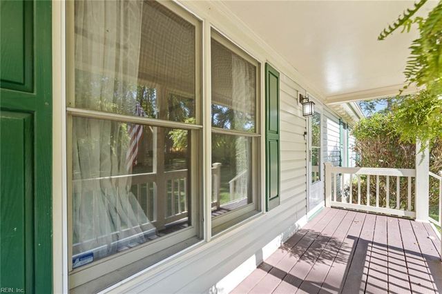 1808 Cully ST, Chesapeake, VA 23321