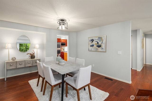11317 SE 77th Place, Newcastle, WA 98056