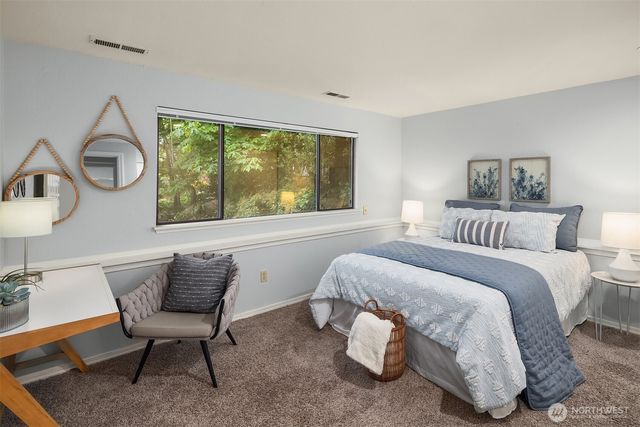 11317 SE 77th Place, Newcastle, WA 98056