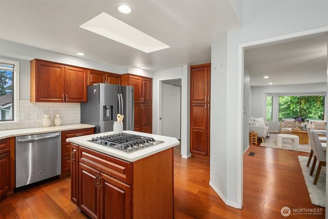 11317 SE 77th Place, Newcastle, WA 98056