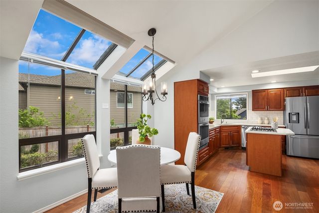 11317 SE 77th Place, Newcastle, WA 98056