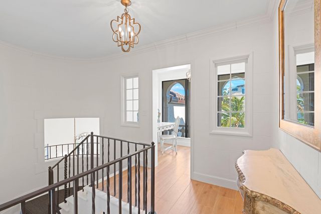 206 Greymon Drive, West Palm Beach, FL 33405