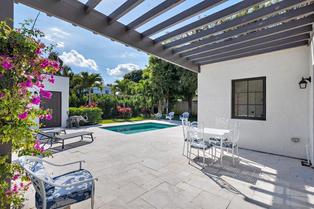 206 Greymon Drive, West Palm Beach, FL 33405