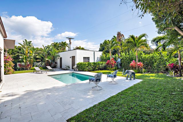 206 Greymon Drive, West Palm Beach, FL 33405