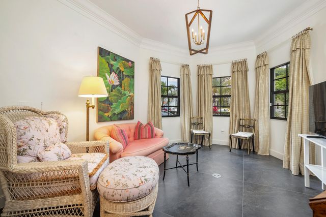 206 Greymon Drive, West Palm Beach, FL 33405