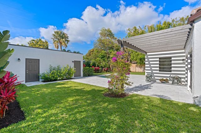 206 Greymon Drive, West Palm Beach, FL 33405