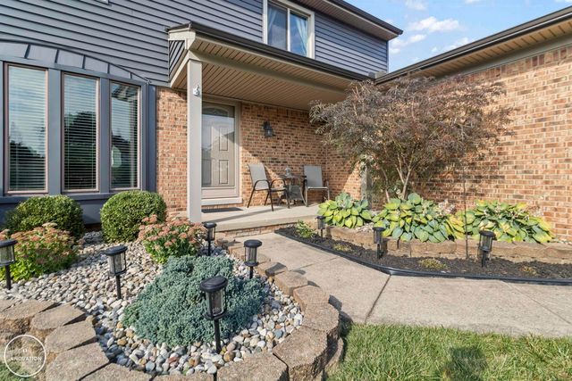 47212 Blossom Lane, Macomb Twp, MI 48044