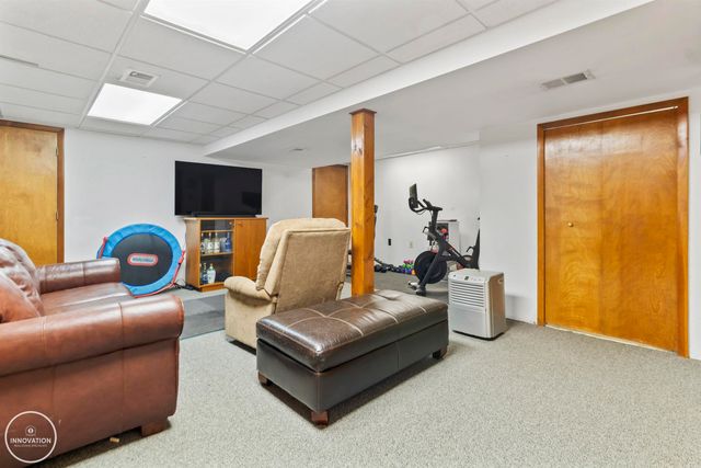 47212 Blossom Lane, Macomb Twp, MI 48044