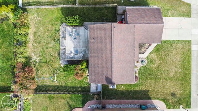 47212 Blossom Lane, Macomb Twp, MI 48044