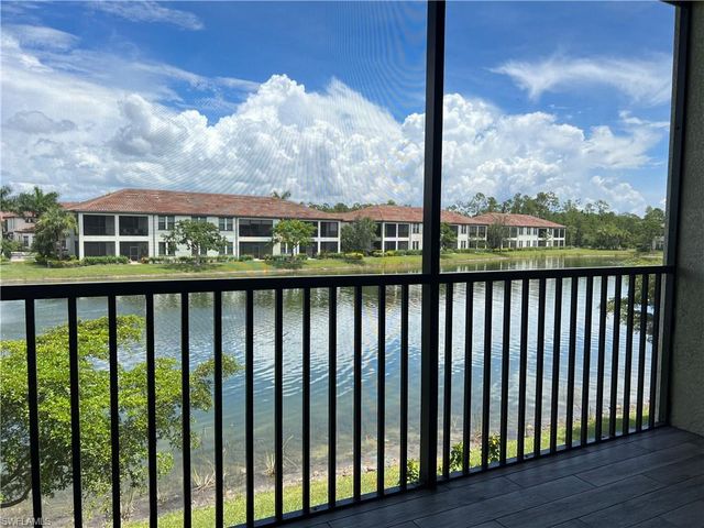 15114 Palmer Lake CIR 202, Naples, FL 34109