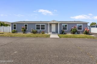 2802 S 5th Ave Unit 74, Union Gap, WA 98903