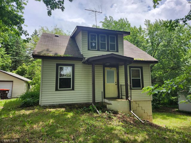 8721 Saint Croix Trail S, Hastings, MN 55033